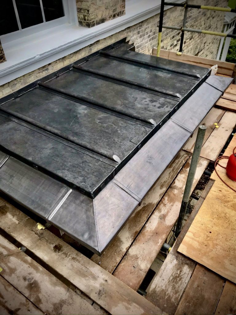 lead bay window roof