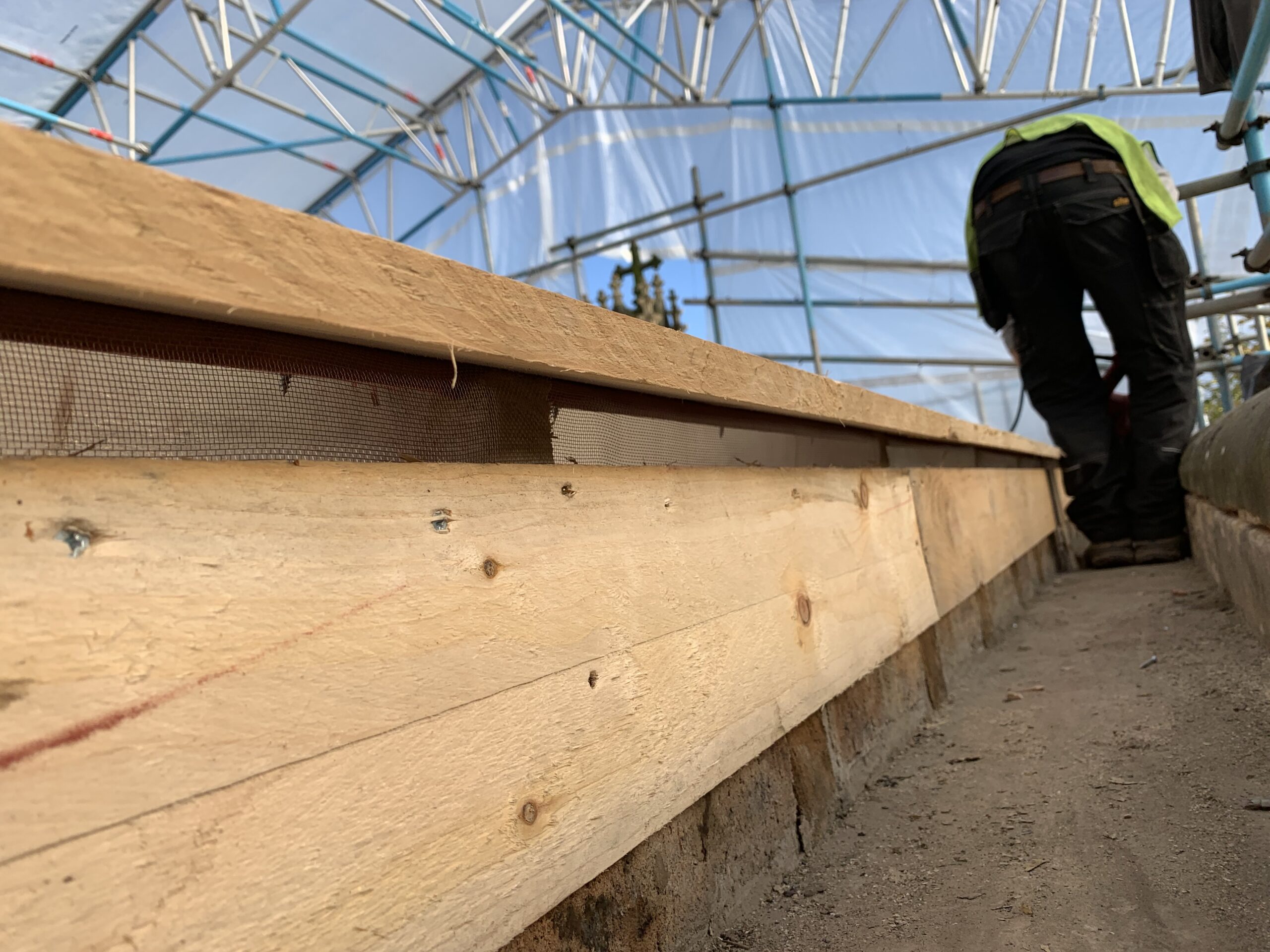 vented and warm substrates for lead roofs - edge detailing reference image