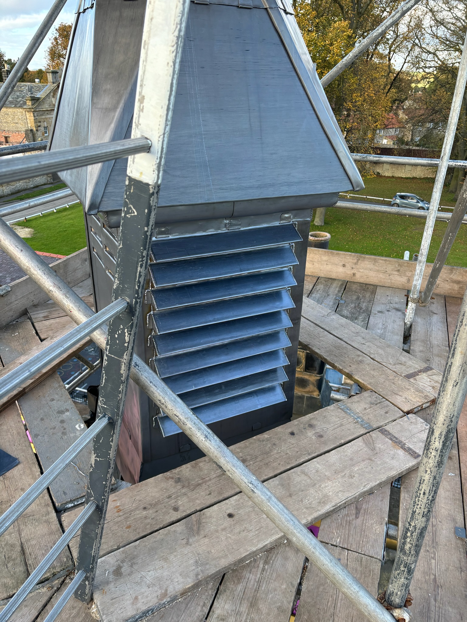 vented and warm substrates for lead roofs - warm roof junction reference image